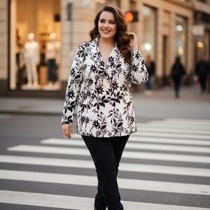 Standards & Practices Women's 2X Floral Print Blazer Jacker White Black Longline